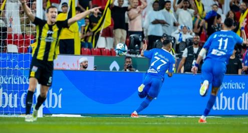 البطل التاريخي.. قطار الهلال يدهس الاتحاد برباعية في نهائي السوبر السعودي